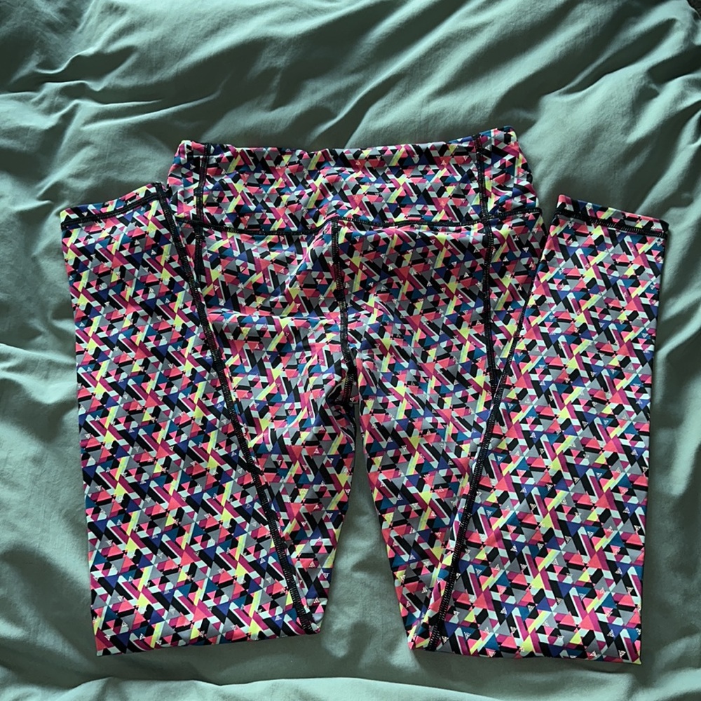 Victoria’s Secret Sport yoga/work out reflective adjustable pants - Picture 5 of 6